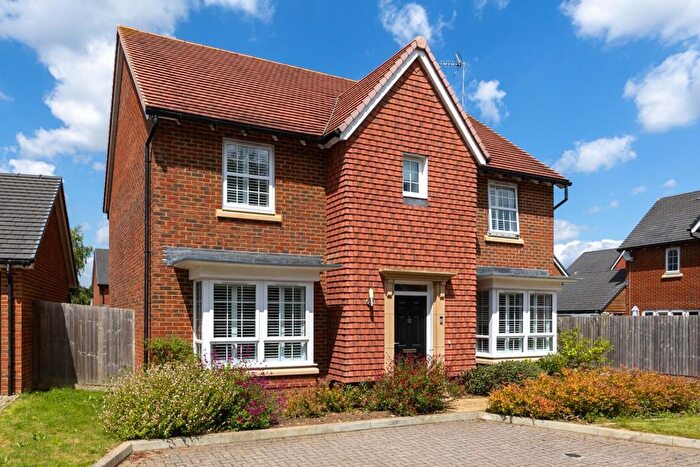 4 Bedroom Detached House For Sale In Pine Way, Willesborough, Ashford, TN24