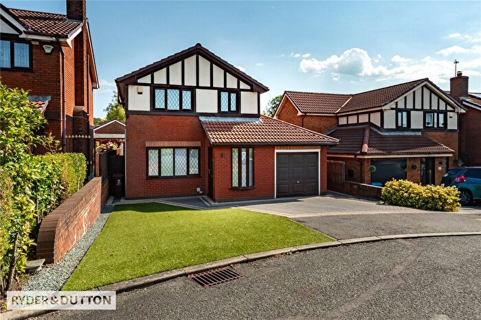 3 Bedroom Detached House For Sale In Whitewillow Close, Failsworth, Manchester, Greater Manchester, M35