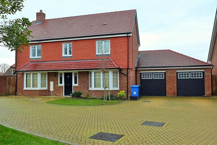4 Bedroom Detached House To Rent In Tudgey Gardens, Crookham Village, Fleet, GU51