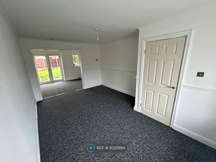 4 Bedroom Semi-detached House To Rent In Timway Drive, Liverpool, L12