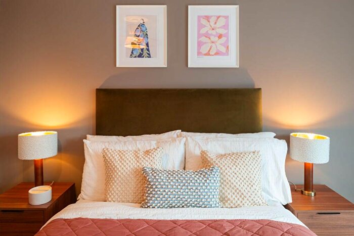 1 Bedroom Flat To Rent In Altitude At Phoenix, Saxton Lane, Leeds, West Yorkshire, LS9