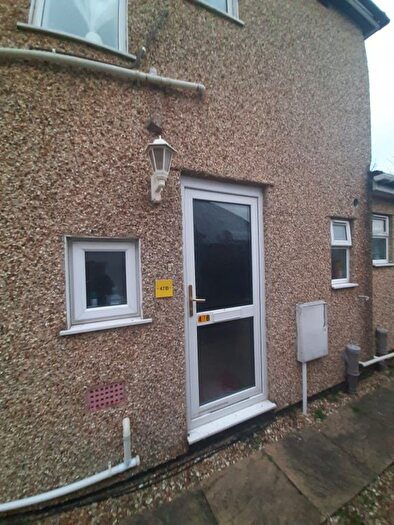 1 Bedroom Flat To Rent In Kelburne Road, Oxford, OX4