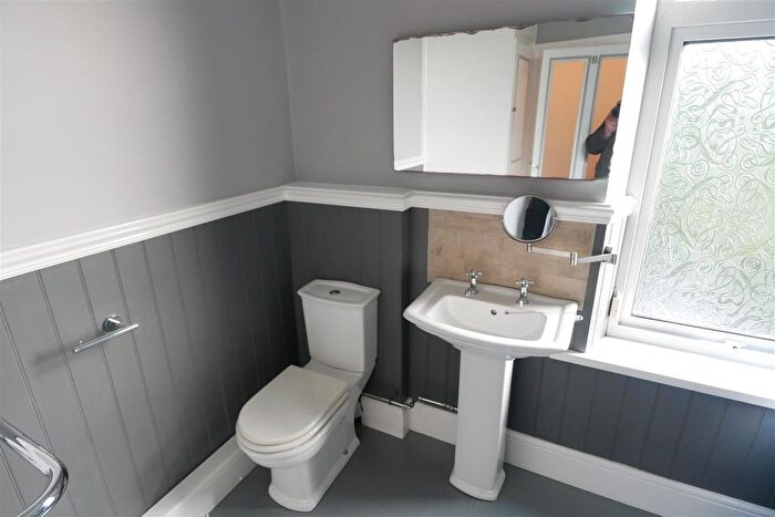 1 Bedroom Property To Rent In East Park Street, Morley, Leeds, LS27