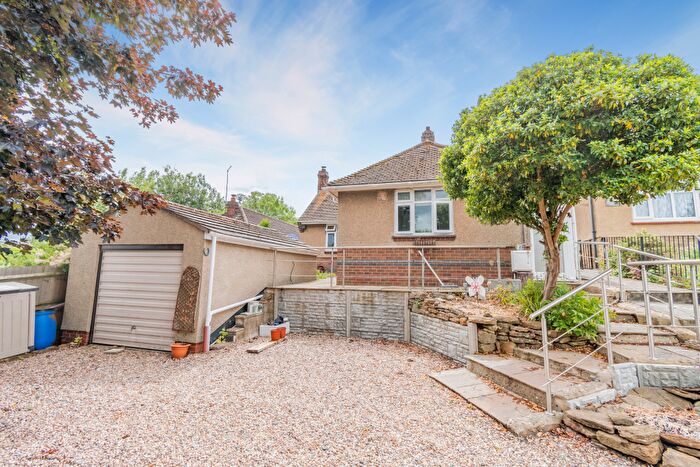 2 Bedroom Detached Bungalow For Sale In Queen Street, NN7