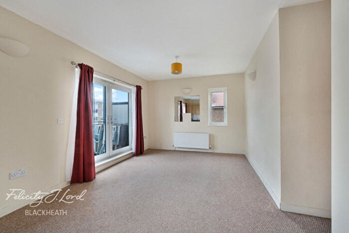 2 Bedroom Apartment For Sale In Sidcup Road, Mottingham, SE9