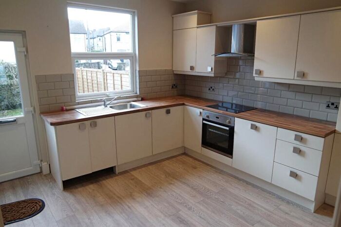 3 Bedroom Terraced House To Rent In Manchester Road, Crosspool, S10
