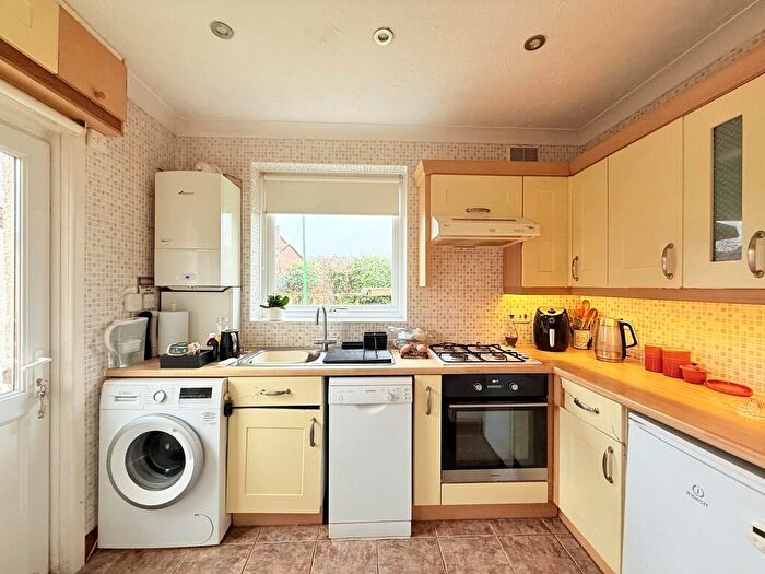 2 Bedroom Detached Bungalow To Rent In Northlands Close, Totton, SO40