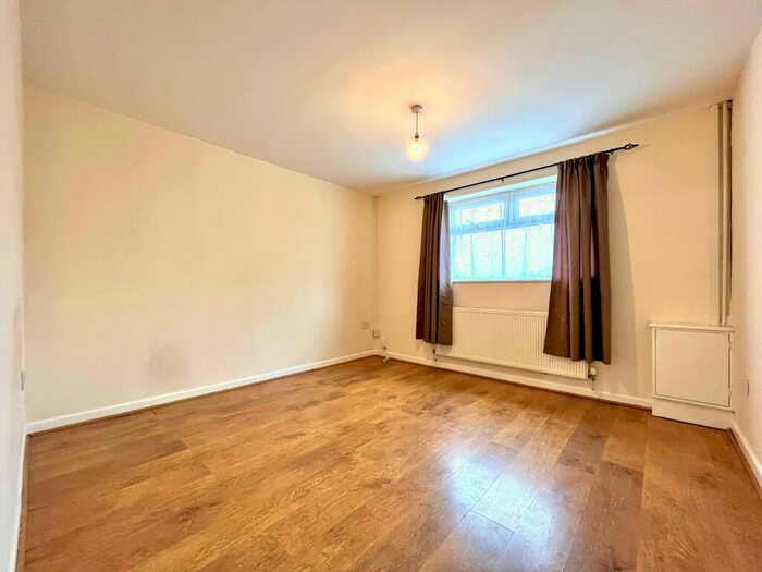 1 Bedroom Flat To Rent In Darwen Road, Bromley Cross, Bolton, BL7