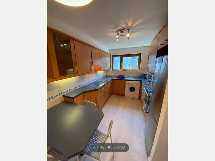 2 Bedroom Flat To Rent In Jute Street, Aberdeen, AB24