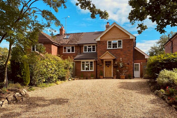 3 Bedroom Semi-Detached House For Sale In Prestwick Lane, Grayswood, Haslemere, GU27