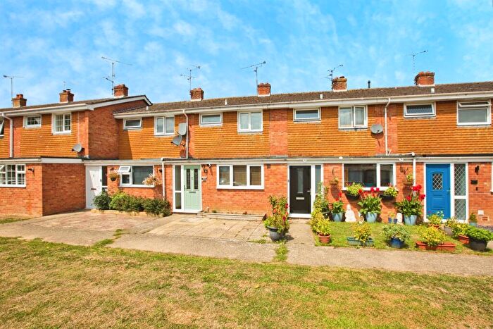 3 Bedroom Terraced House For Sale In Sandringham Road, Yeovil, BA21