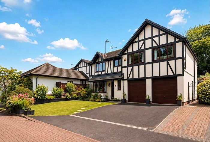 5 Bedroom Detached House For Sale In Coppice Close, Fremington, EX31