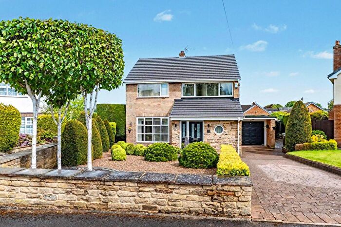 4 Bedroom Detached House For Sale In St. Margarets Drive, Horsforth, Leeds, West Yorkshire, LS18