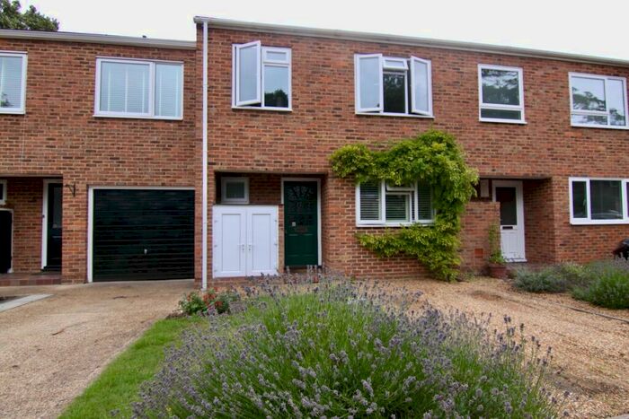 4 Bedroom Terraced House To Rent In Egerton Place, Weybridge, KT13