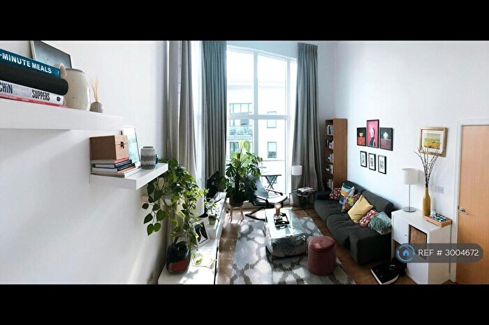 2 Bedroom Flat To Rent In Seven Sea Gardens, London, E3