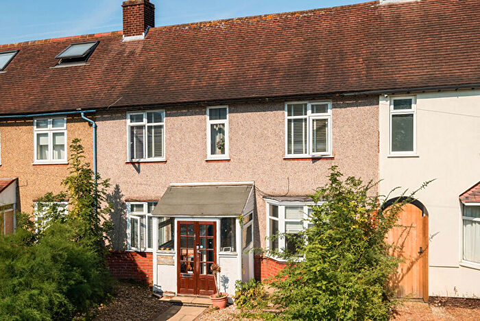 3 Bedroom Terraced House For Sale In Porchester Road, Kingston Upon Thames, KT1