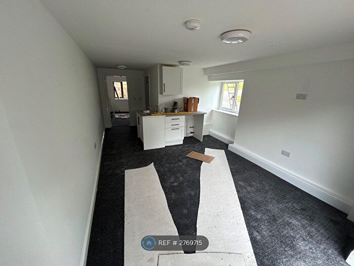 1 Bedroom Flat To Rent In Boggle Hole Road, Whitby, YO22