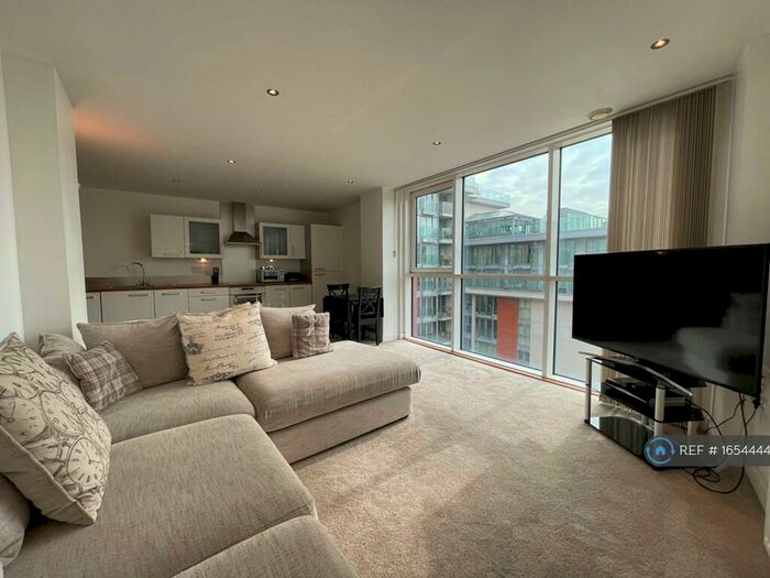 2 Bedroom Flat To Rent In Oceanis Apartments, London, E16
