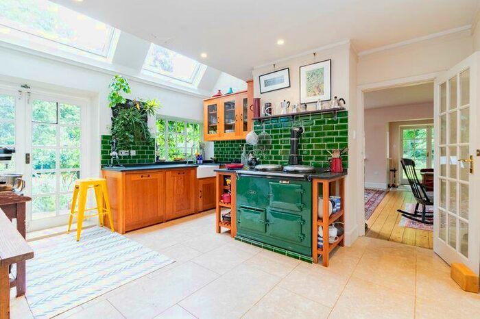 3 Bedroom Detached House To Rent In The Ridgeway, Boars Hill, OX1