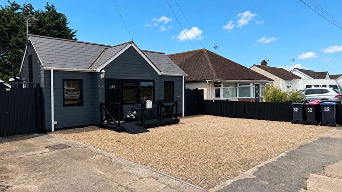 1 Bedroom Detached Bungalow For Sale In Talbot Avenue, Studd Hill, Herne Bay, CT6