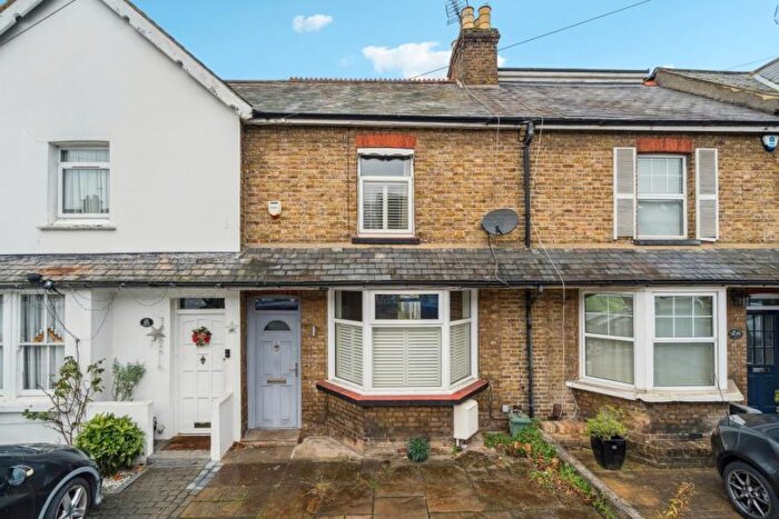 2 Bedroom Terraced House To Rent In High Street, Northwood, HA6