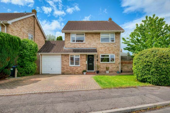 4 Bedroom Detached House To Rent In Elm Close, Bowerhill, SN12