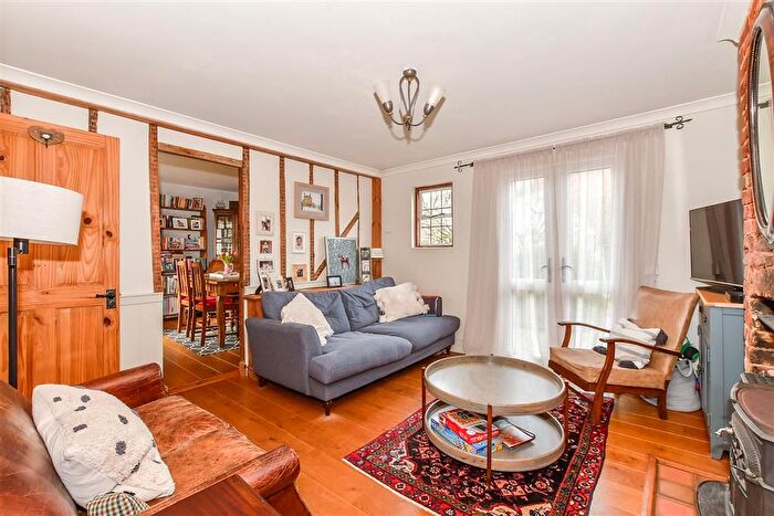 3 Bedroom Semi-Detached House For Sale In Vesper Hawk Lane, Smarden, Ashford, Kent, TN27