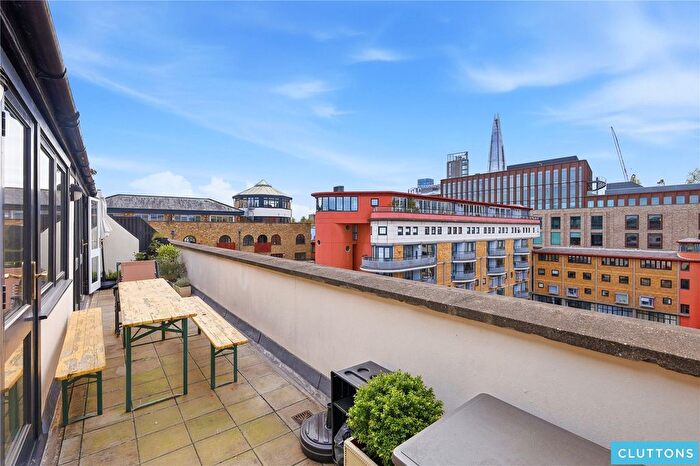 2 Bedroom Flat For Sale In Eagle Wharf Court, Lafone Street, London, SE1