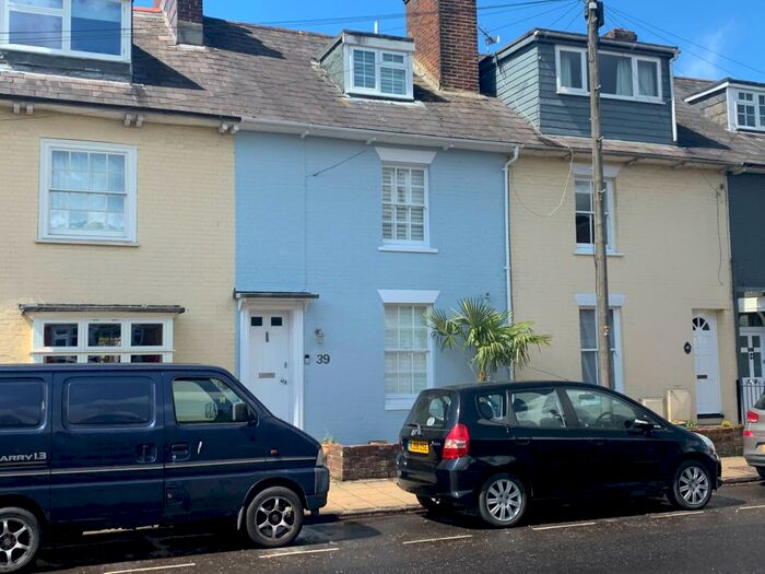 3 Bedroom Cottage To Rent In Southampton Road, Lymington, SO41