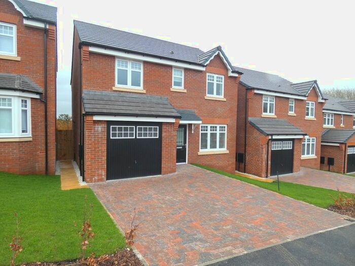 4 Bedroom Detached House To Rent In Potters Corner, Forest Town, Mansfield, NG19