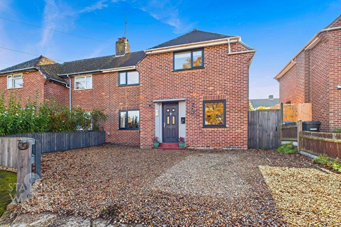 3 Bedroom Semi-detached House For Sale In Bigod Road, Bungay, NR35