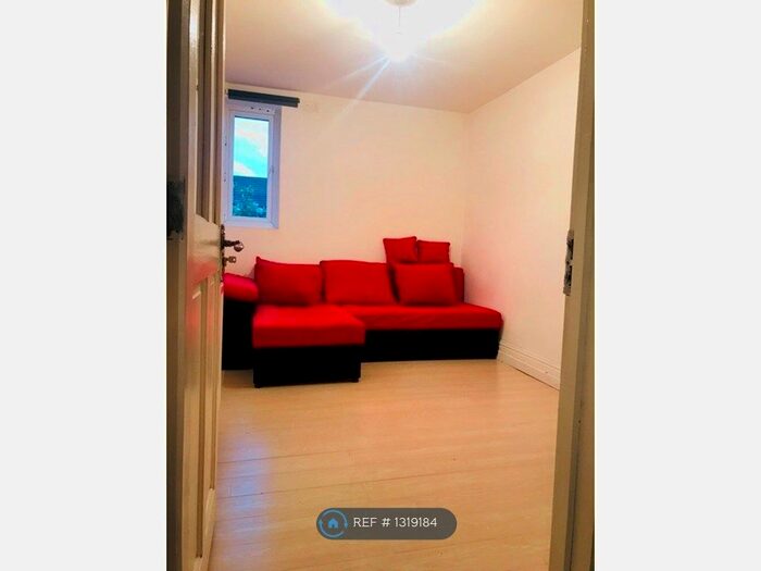 2 Bedroom Flat To Rent In Castle St, Stockport SK3