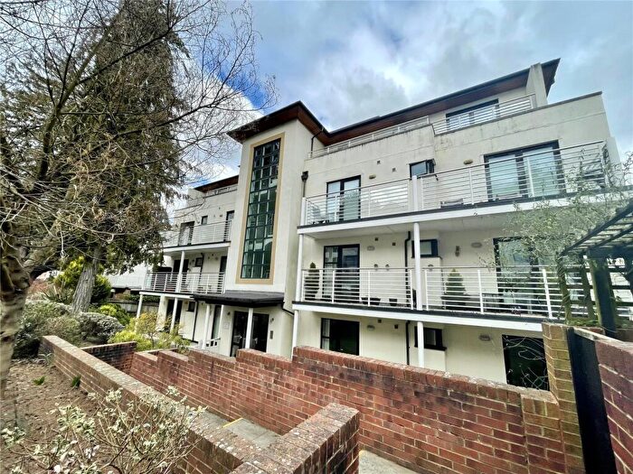 2 Bedroom Apartment To Rent In Surrey Road, Bournemouth, BH4