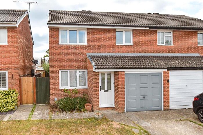 3 Bedroom Semi-Detached House For Sale In Bluebell Close, Horsham, West Sussex, RH12