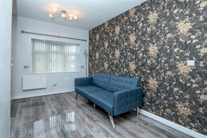 Studio To Rent In Stroud Road, Shirley, Solihull, B90