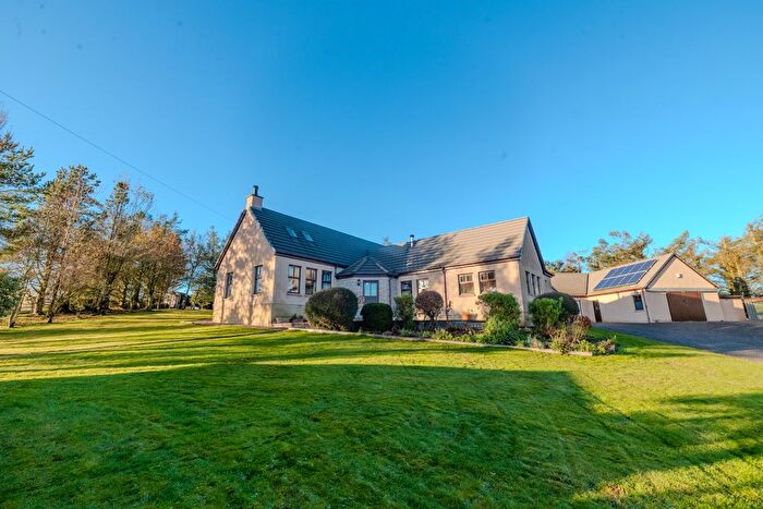 4 Bedroom Equestrian For Sale In Turriff, AB53