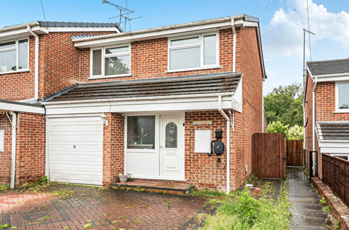 3 Bedroom End Of Terrace House To Rent In Flexford Close, Chandler's Ford, Eastleigh, Hampshire, SO53
