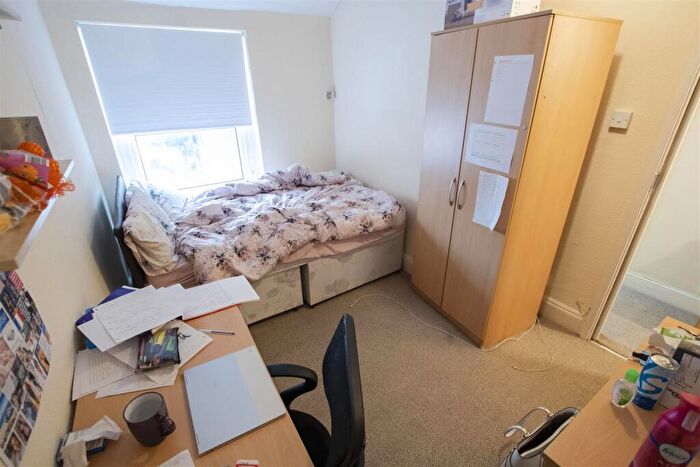 4 Bedroom House To Rent In Rookery Road, Selly Oak, Birmingham, B29
