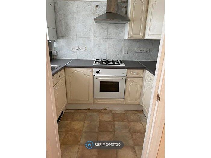 1 Bedroom Flat To Rent In Tennison Road, London, SE25