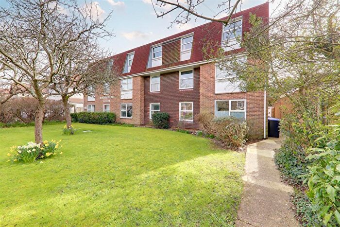 2 Bedroom Flat For Sale In Wisborough Court, Littlehampton Road, BN13