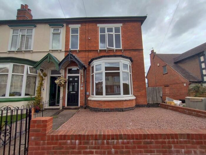 3 Bedroom End Of Terrace House To Rent In Douglas Road, Acocks Green, Birmingham, B27