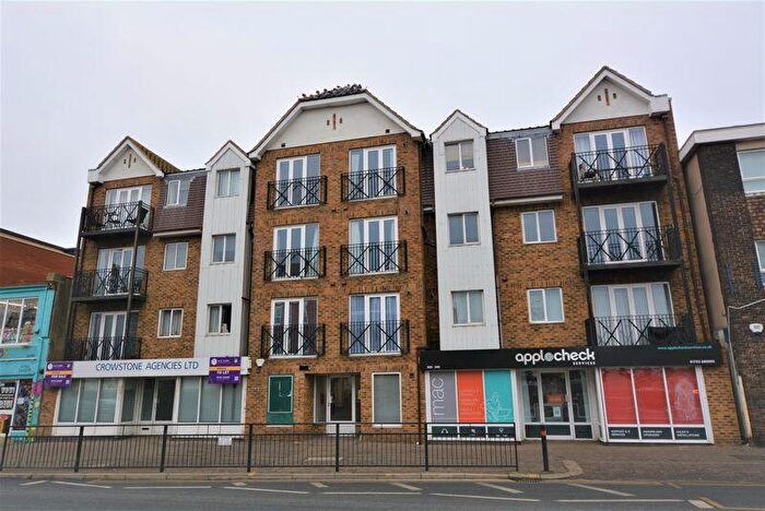 1 Bedroom Flat To Rent In London Road, Westcliff-On-Sea, SS0