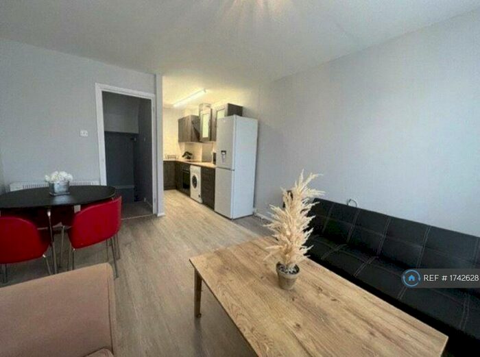 2 Bedroom Terraced House To Rent In Greenland Mews, Deptford, SE8