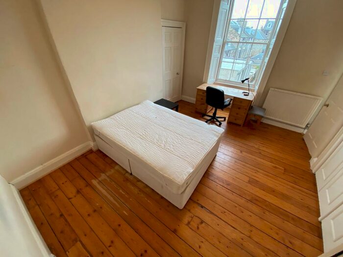 5 Bedroom Flat To Rent In Leith Walk, Leith, Edinburgh, EH6