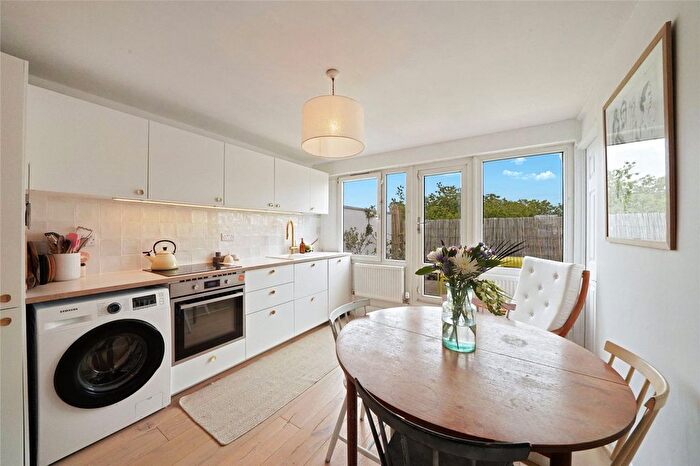 3 Bedroom Property For Sale In Wellesley Road, London, NW5