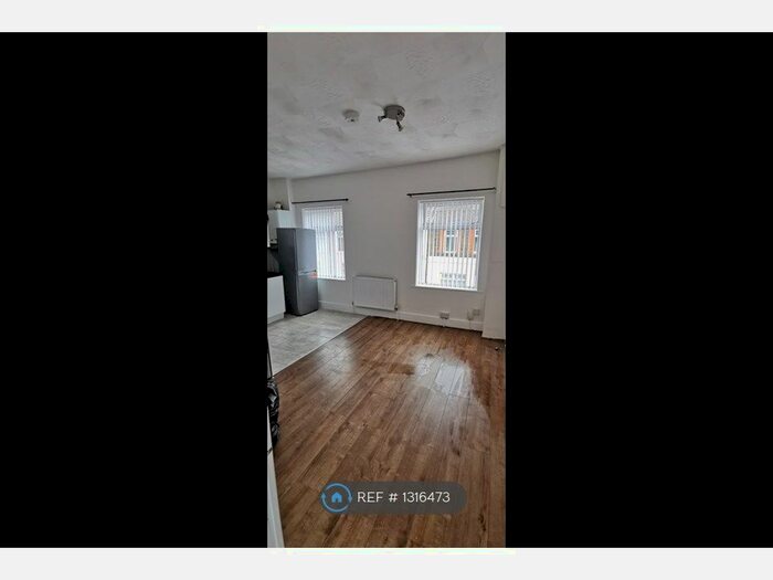 2 Bedroom Flat To Rent In Cyfarthfa Street, Cardiff, CF24