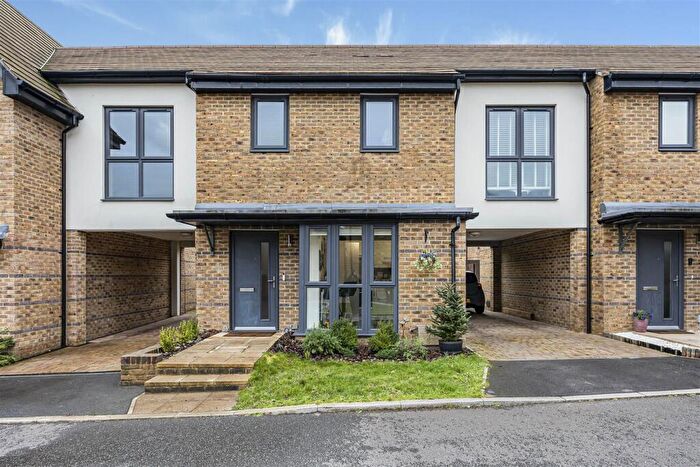 2 Bedroom Terraced House For Sale In Pintail Place, Arborfield Green, Reading, RG2