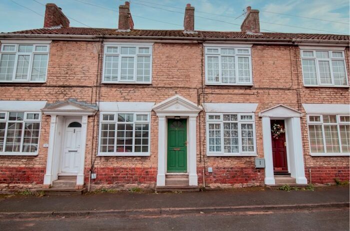 2 Bedroom Terraced House To Rent In Park Street, Winterton, DN15