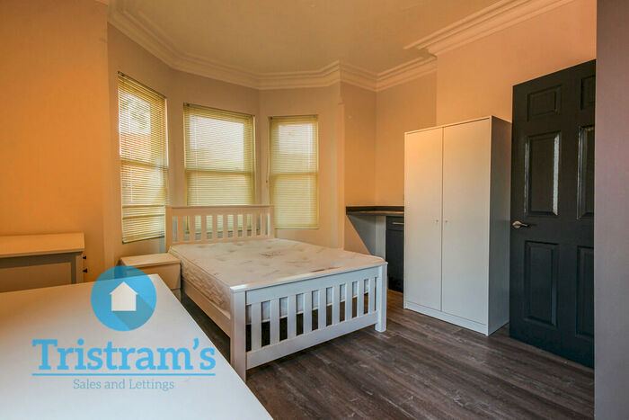 1 Bedroom Detached House To Rent In Castle Boulevard, Lenton, NG7