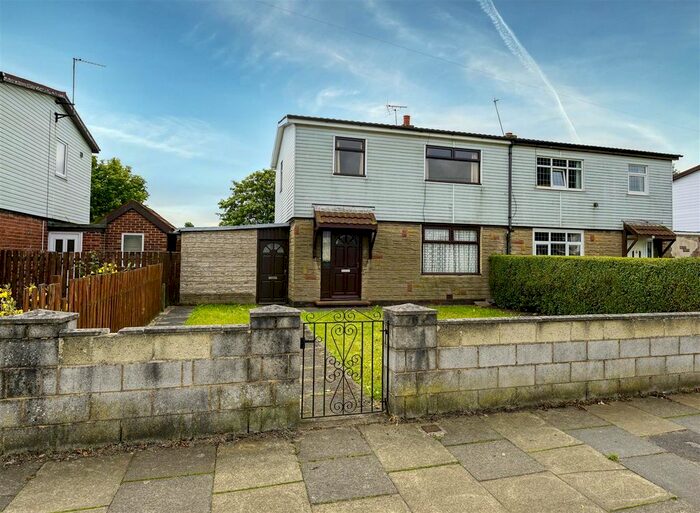 Houses for sale & to rent in WF10 2QP, Park Dale, Airedale And Ferry